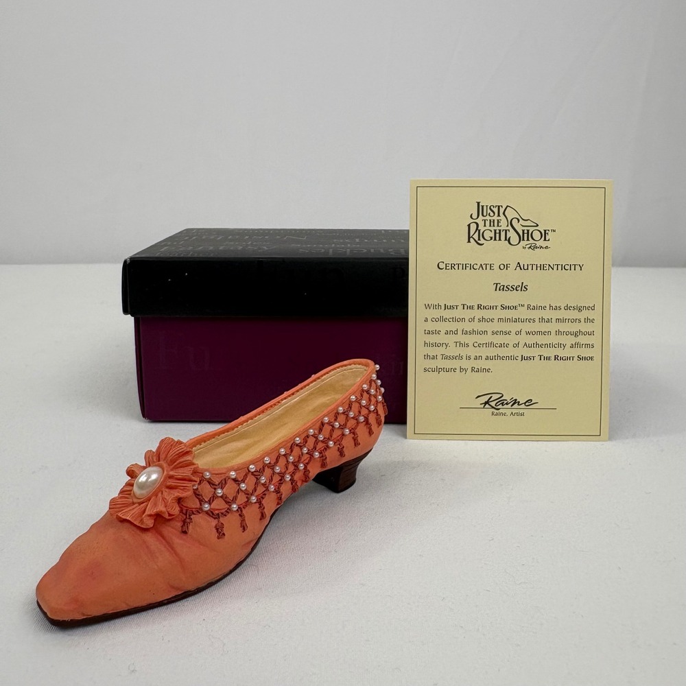 Vintage Just The Right Shoe by Raine Tassels 25090 1999 Box COA